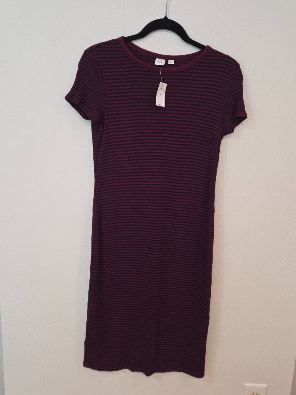 Gap Burgundy Navy Striped Knit Dress NWT Small